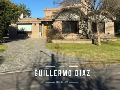 Casa en Country Banco Provincia