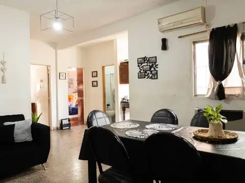 VENTA DEPTO. 3 AMB. C/BALCON Y TERRAZA, EN RENTA