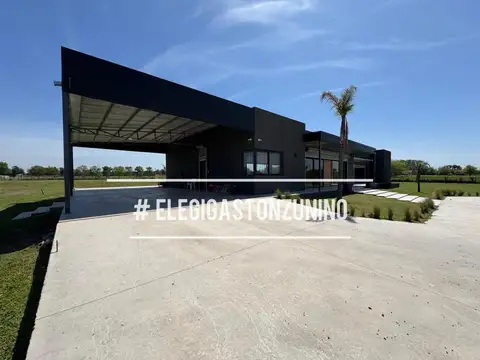 Quinta en Venta en Mercedes, USD 300.000