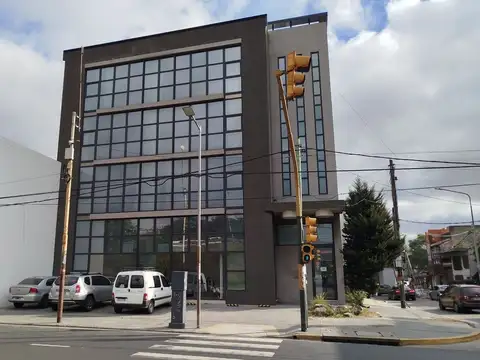 ALQUILER DE EDIFICIO EN BLOCK / COLECTORA GRAL PAZ