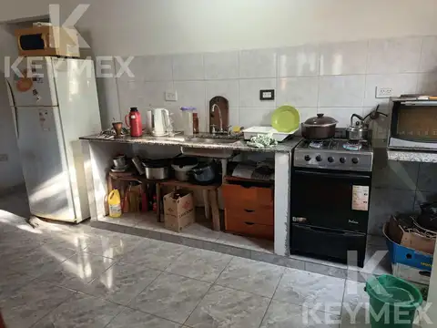 Casa 2 ambientes con 1 baño