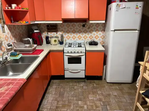 Depto Tipo Casa en Venta 50 años