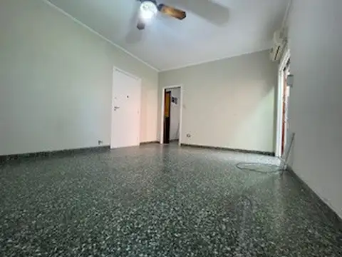 Depto Tipo Casa en Venta en Liniers, USD 128.000