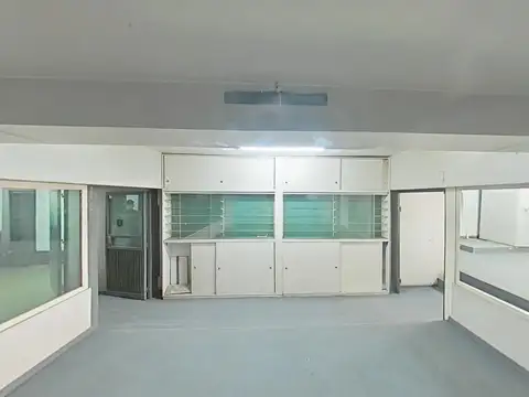 Oficina en Alquiler al Sur