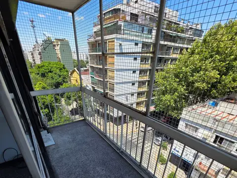 General José Gervasio Artigas 1800, Piso 5