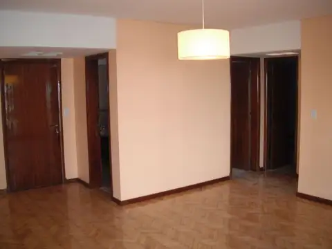 Departamento en Alquiler en Parque Chacabuco, $ 1.100.000