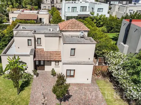 Casa en Venta en Barbarita, USD 485.000