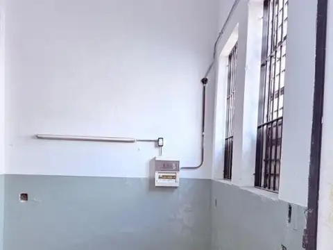 Galpon en Alquiler 10  mts Fondo