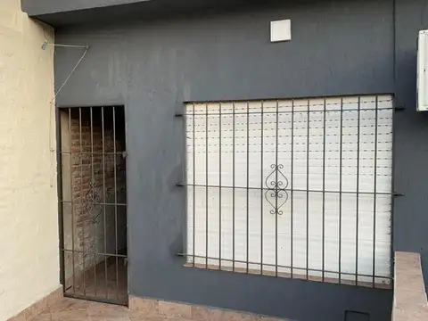 Casa interna única en Echesortu.