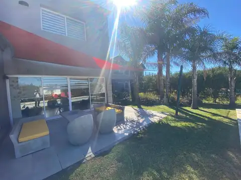 Casa en Venta en Septiembre, USD 375.000