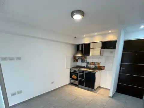 Departamento en Alquiler en Haedo Sur, $ 400.000