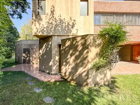 Casa en Venta en Olivos Golf Club, USD 800.000