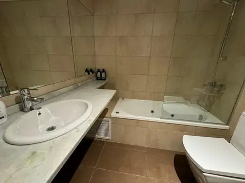 Departamento de 2 dormitorios - Av Carballo 170