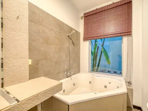 Depto Tipo Casa en Venta en Almagro, USD 149.000