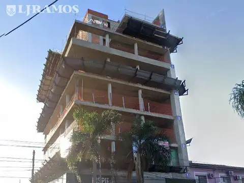 Hipolito Yrigoyen al 1100 Esquina Rio Negro