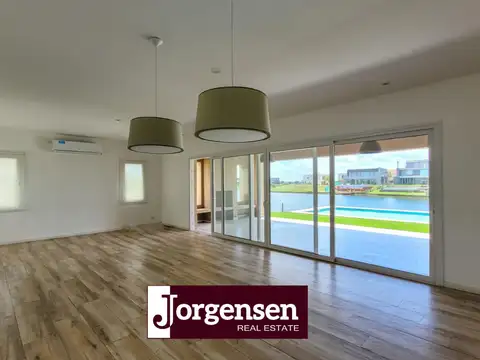 Casa en Venta a Laguna - Marinas, Puertos