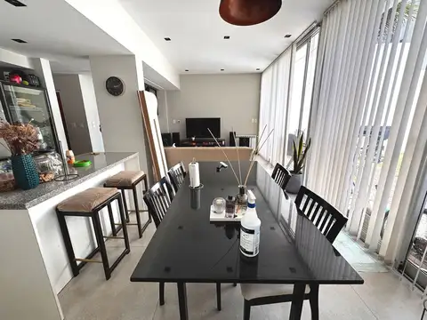 Depto Tipo Casa en Venta de 3 ambientes