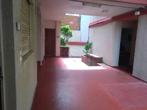 Dos ambientes en Costanera