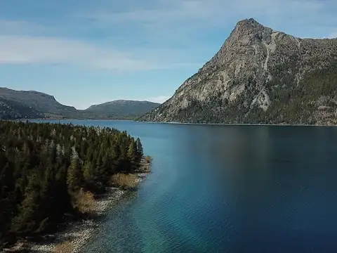 Terreno en Venta en Villa La Angostura, USD 5.000.000