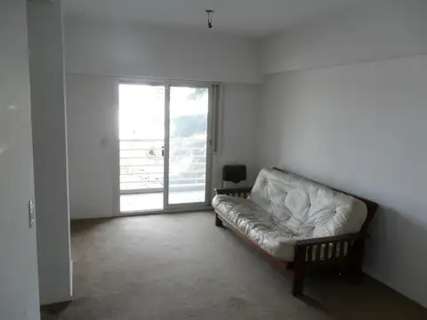 Bragado e/ Homero y White