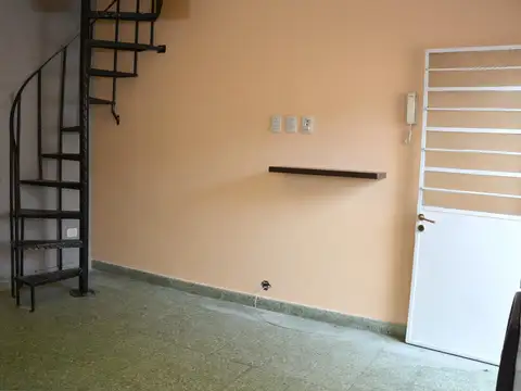 Depto Tipo Casa en Venta al Sudoeste