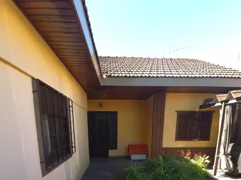 Casa en Venta en Jose Leon Suarez, USD 87.000