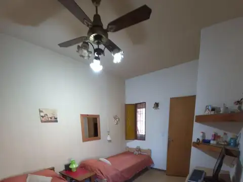 Aristobulos Del Valle 7100