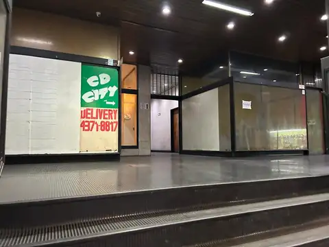 En VENTA Local en  GALERIA PARANA y AV. CORRIENTES