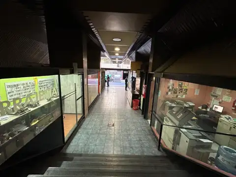 Local en Venta 50 años