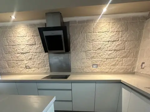 Departamento en Alquiler con 4 cocheras