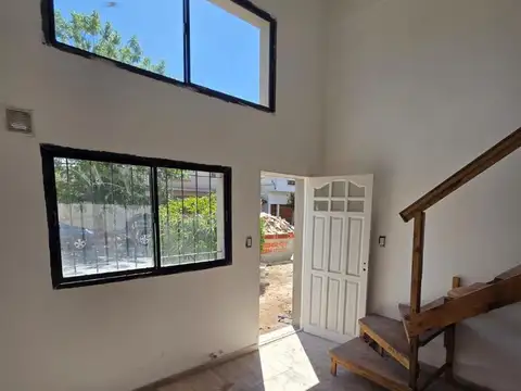 Depto Tipo Casa en Venta de 2 ambientes