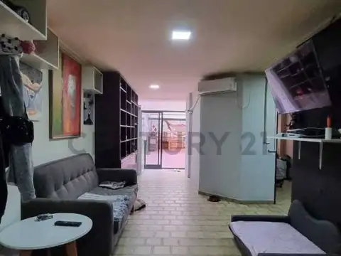 Balcarce 400, Piso 0