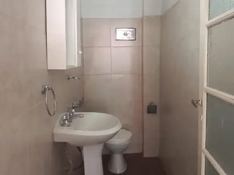 Depto Tipo Casa en Alquiler en Floresta Norte, $ 630.000