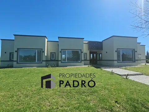 Casa en venta. UF 210. Barrio Everlinks Golf & Country Club.