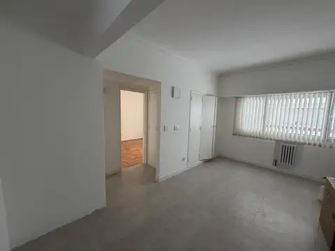 La Rioja 2300, Piso 3