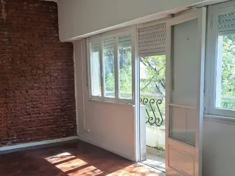 Benito Juarez al 2600