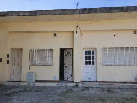 Venta casa con galpon a Reciclar