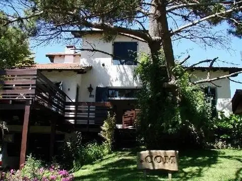 Casa - Venta - Argentina, Villa Gesell - Calle 310 150