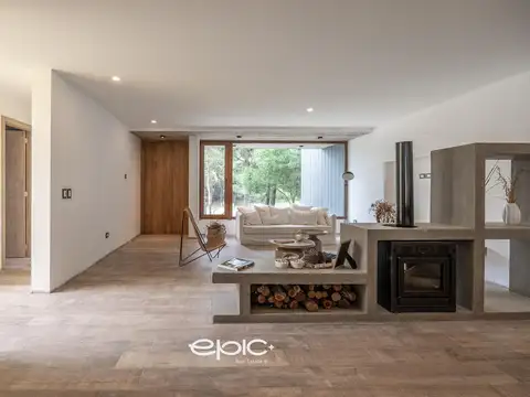 Casa 5 ambientes con 3 baños