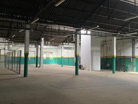 Edificio corporativo con gran imagen corporativa