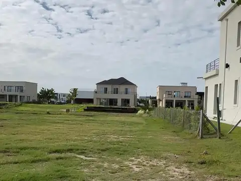 Terreno en venta - 780Mts2  - Puertos del Lago