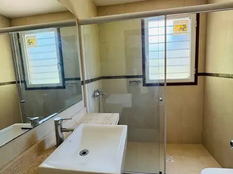 Alquiler casa Carrasco, 6 dorm, piscina