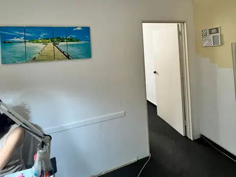 Oficina en Venta 80 años