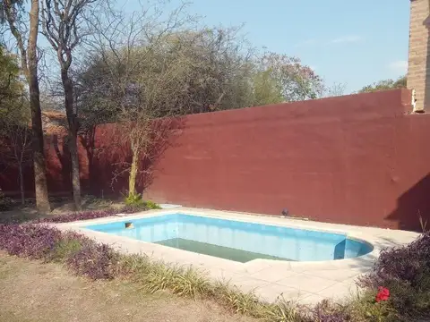 Casa en Venta con 1 cochera