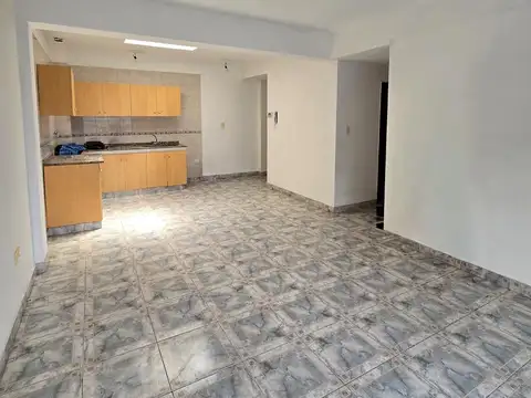 Av. Fernández de la Cruz al 6400