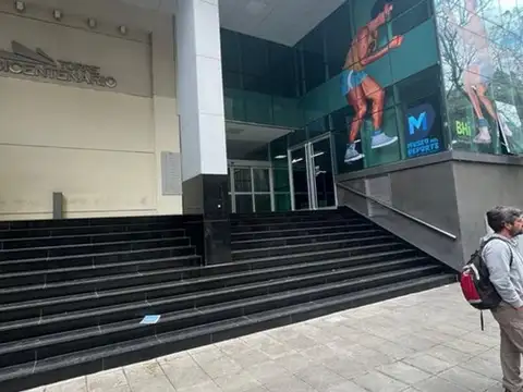 Oficina Monoambiente con 4 baños