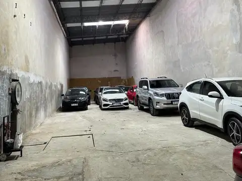 Galpon en Alquiler 7  mts Frente