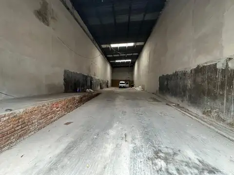Depósito - Galpón de 350 m2 - Piñeyro  - ALQUILER