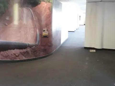 OFICINA CON COCHERAS