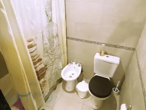 Depto Tipo Casa 4 ambientes con 3 baños